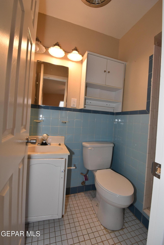 807 Poplar Street - Photo 3