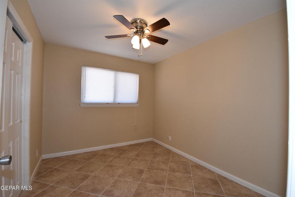 807 Poplar Street - Photo 7