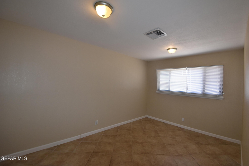 807 Poplar Street - Photo 4