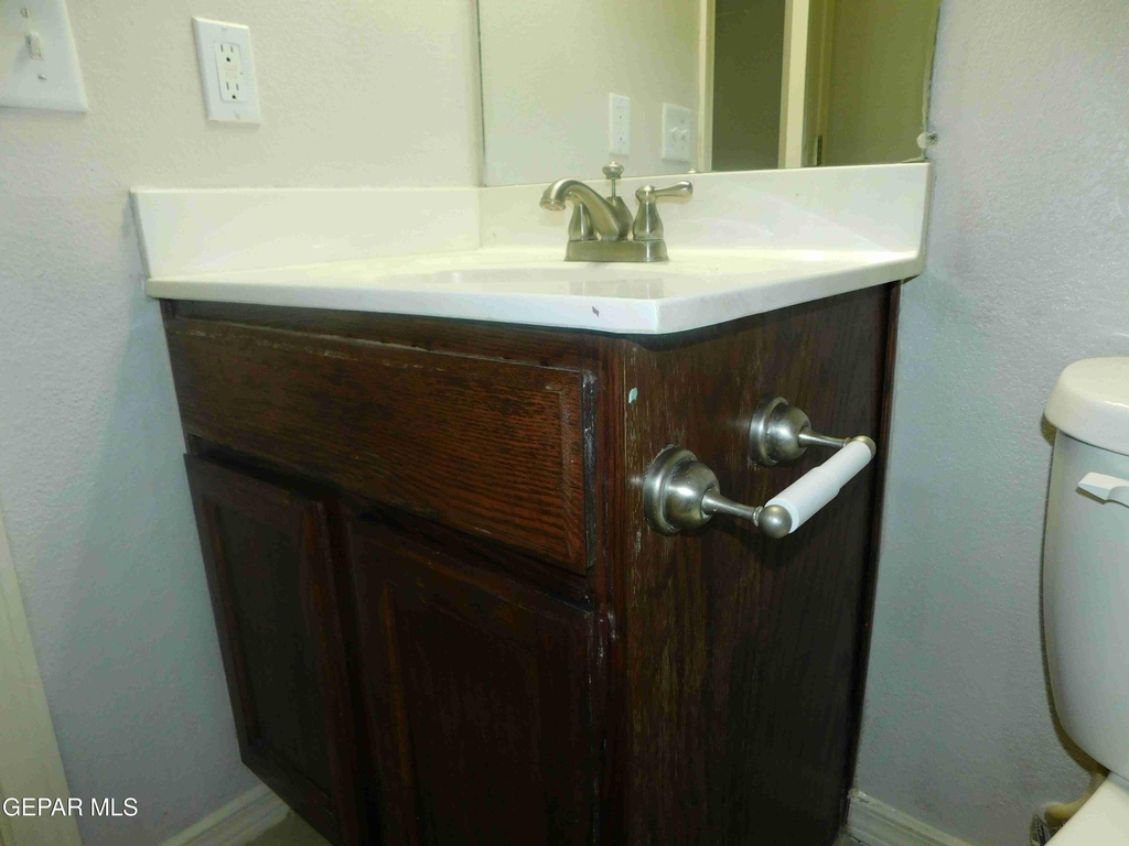 10021 Railroad Drive - Photo 23