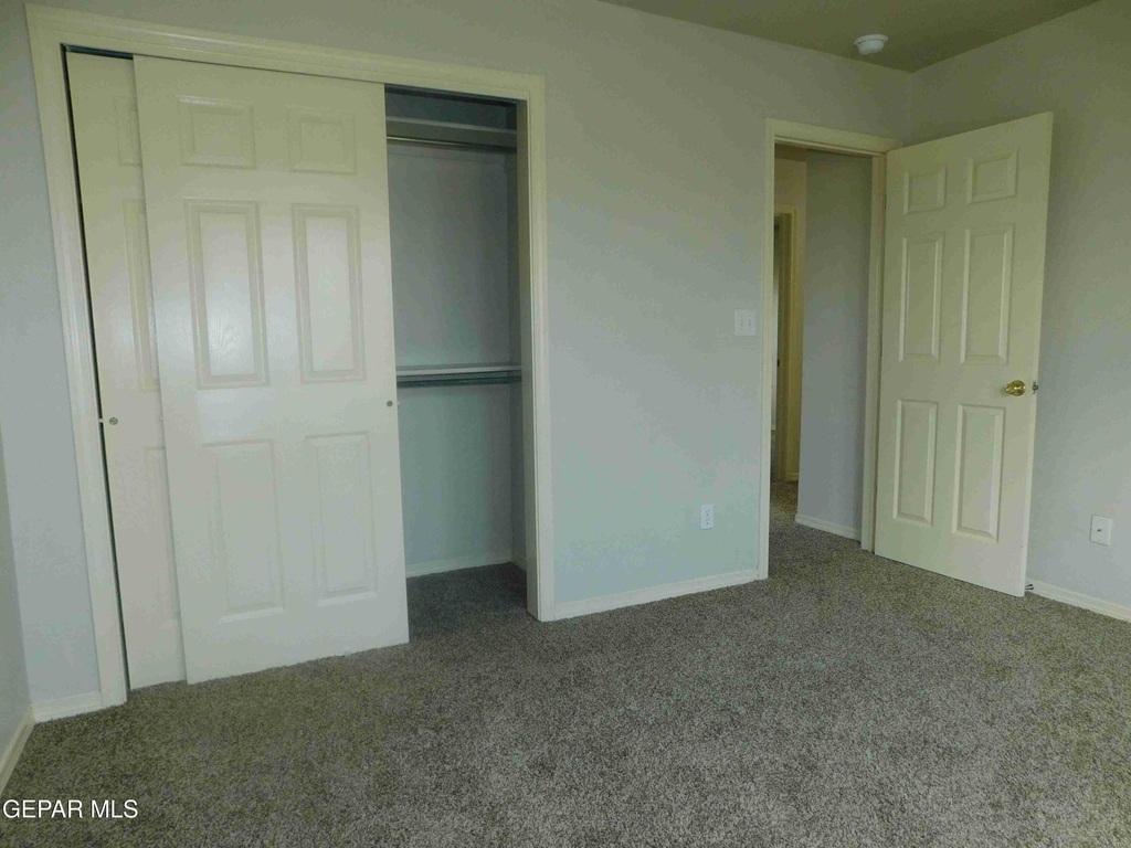 10021 Railroad Drive - Photo 17