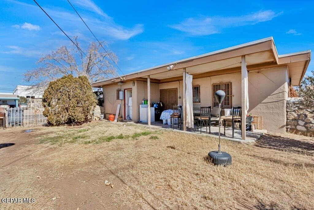 1309 Zuni Place - Photo 13