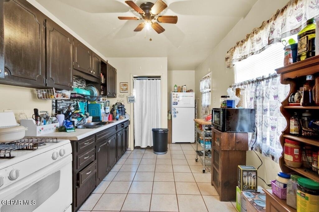 1309 Zuni Place - Photo 9