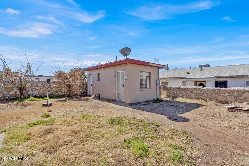 1309 Zuni Place - Photo 15