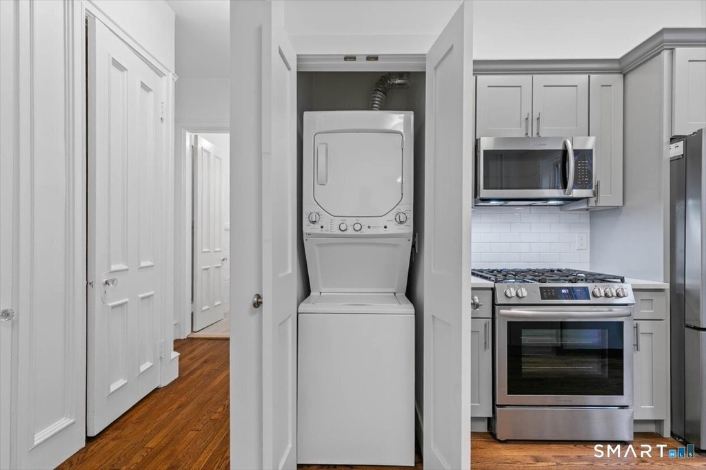 284 Orange Street - Photo 12
