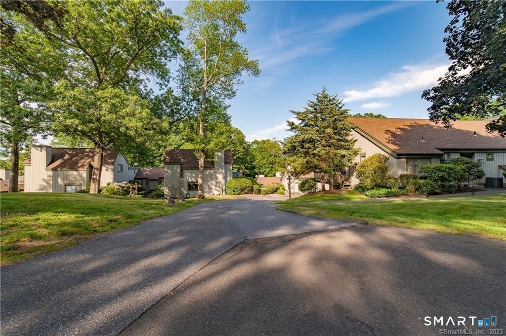 140 Woodvale Drive - Photo 19