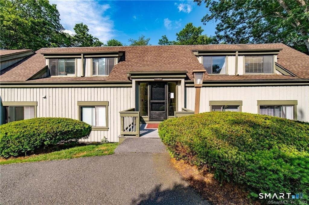 140 Woodvale Drive - Photo 11