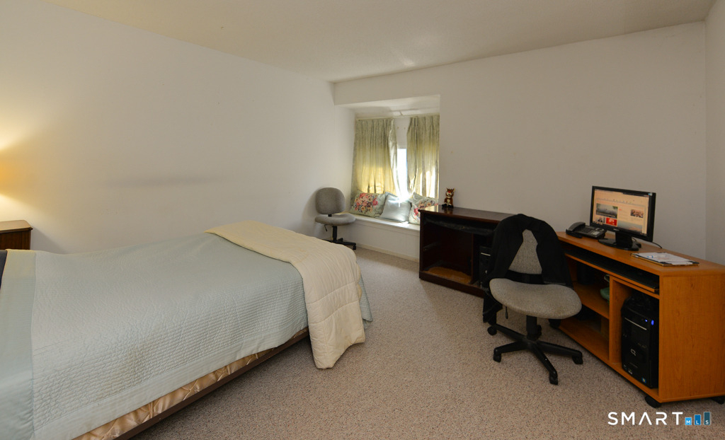 548 Heritage Village - Photo 7