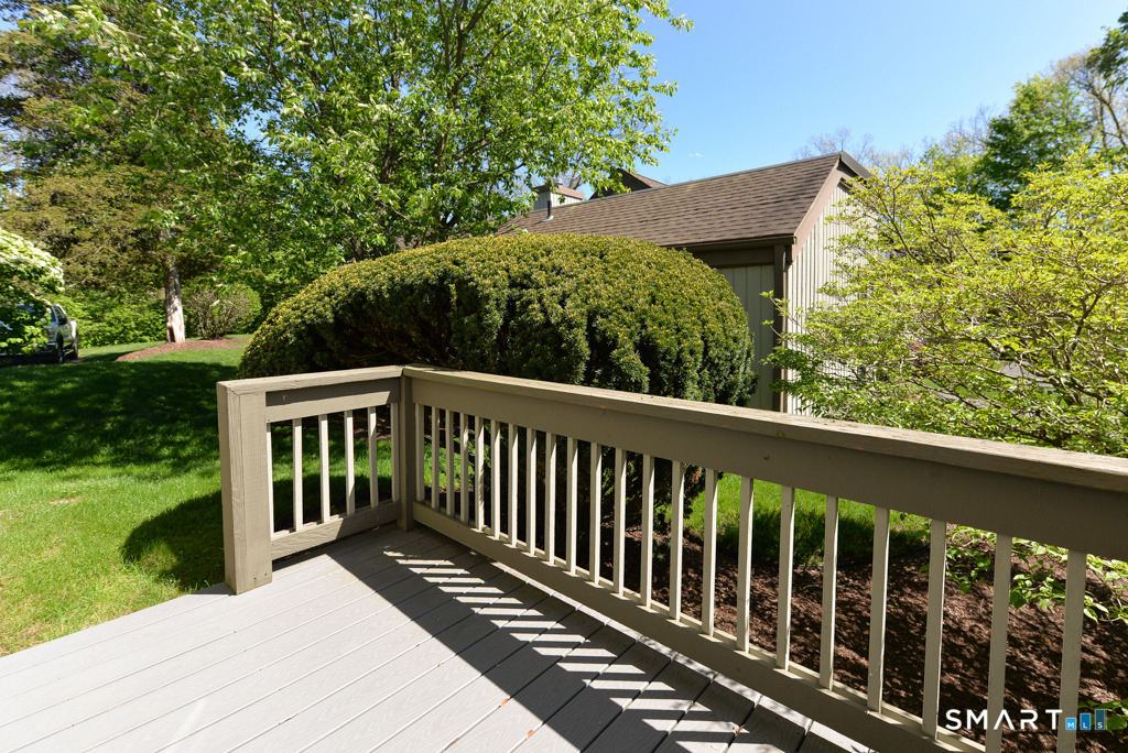 548 Heritage Village - Photo 4