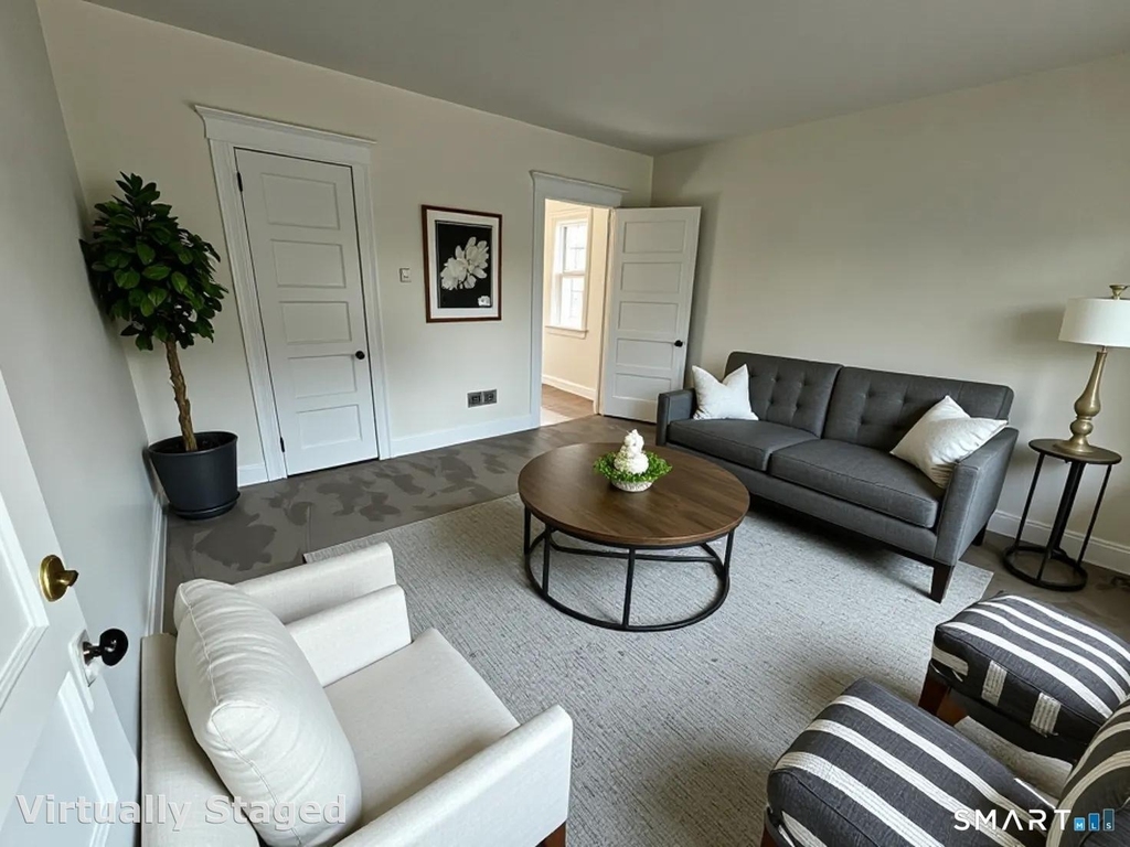 162 Connecticut Avenue - Photo 4