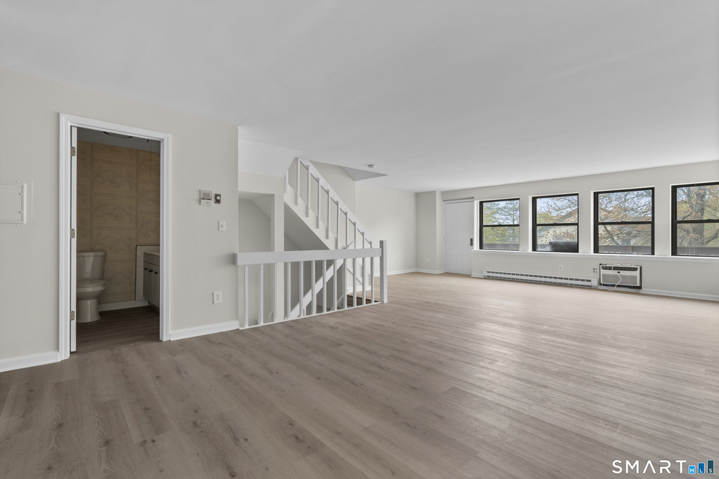 201 College Street - Photo 6