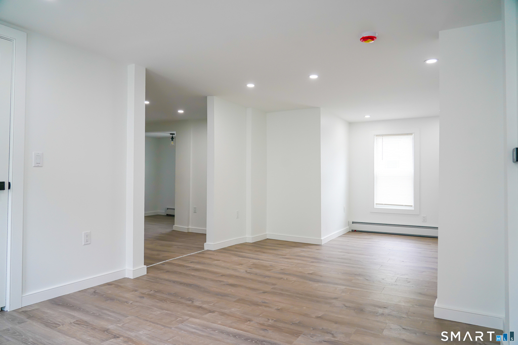 162 Hobart Street - Photo 4
