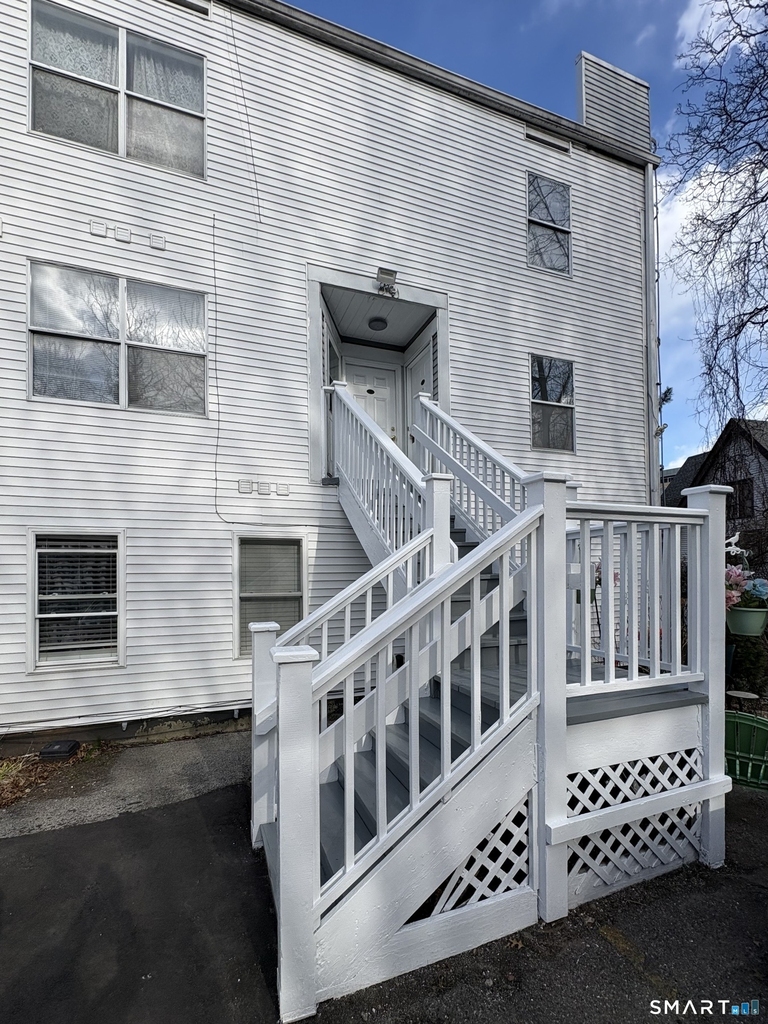 37 Greenwich Avenue - Photo 3