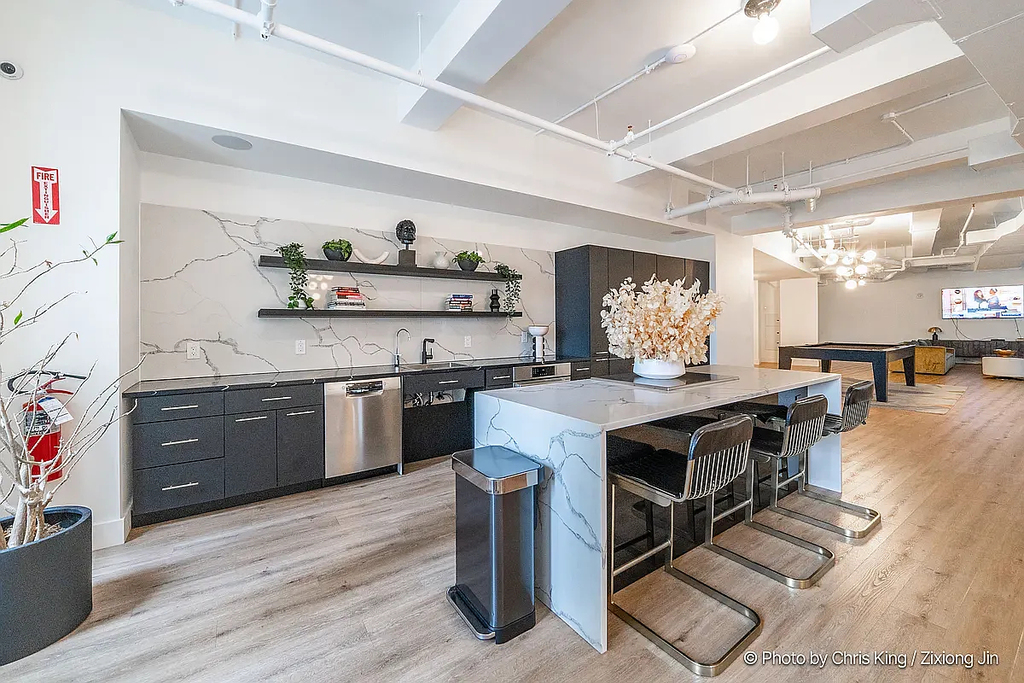 166 John Street - Photo 8