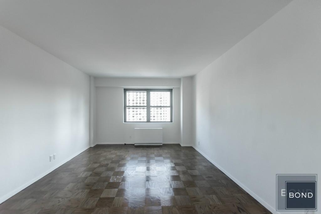 East 88th Street - Photo 5