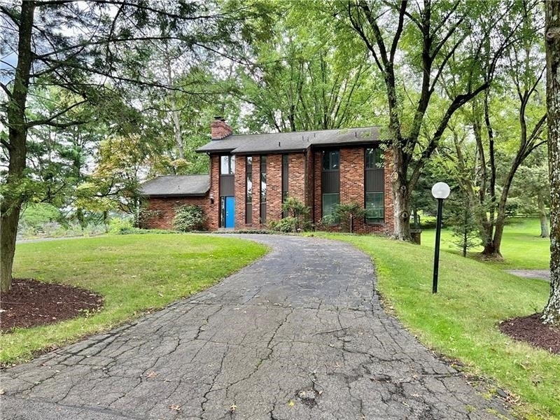 112 Pheasant Dr - Photo 0