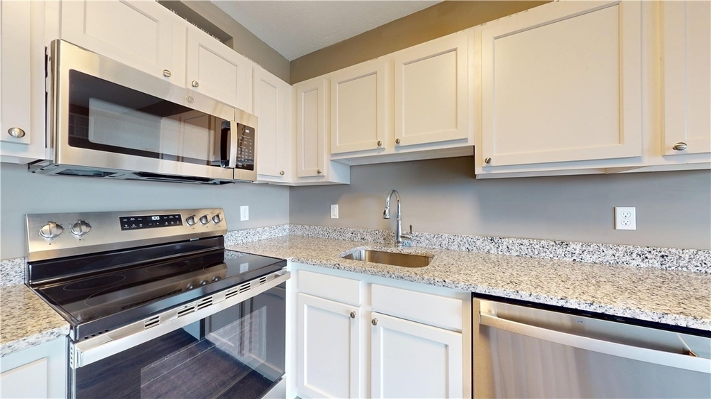 1450 Fifth Avenue - Photo 16
