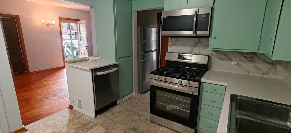 11 Arch Street - Photo 8
