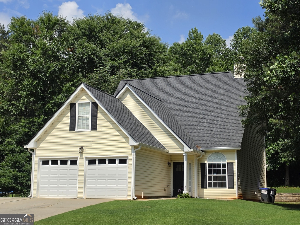 241 Hamilton Drive - Photo 0