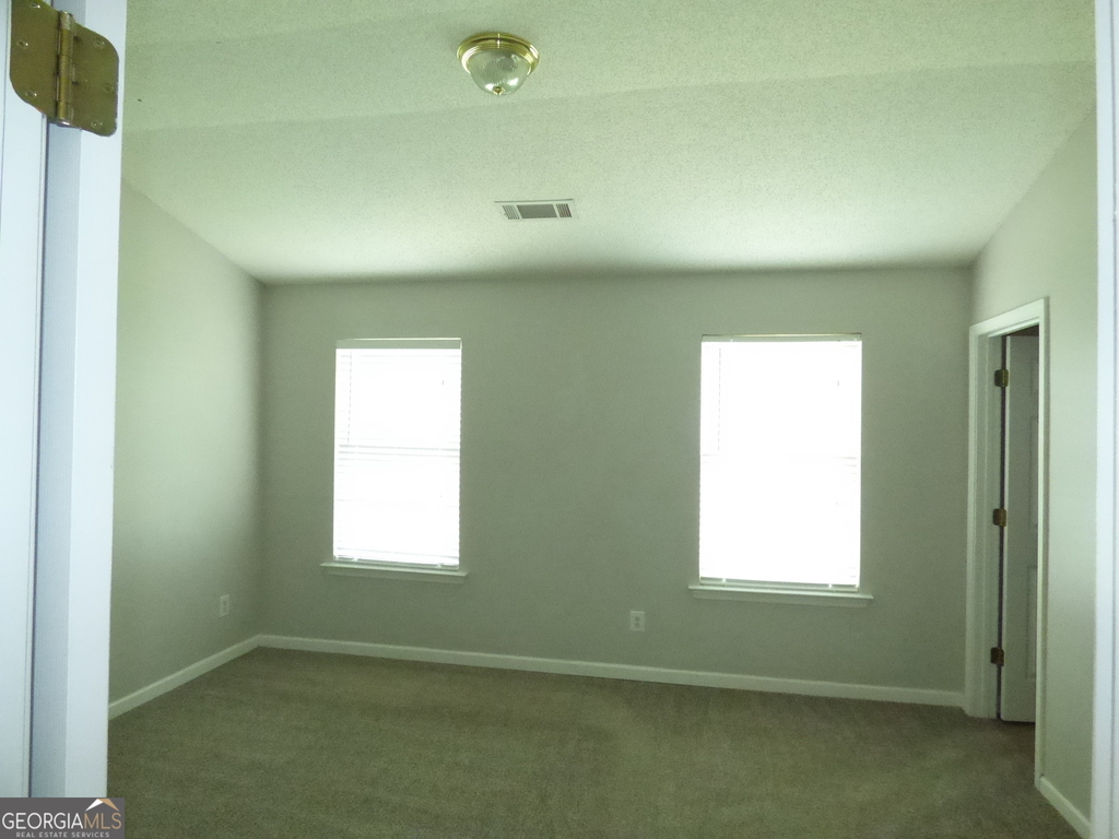 1465 April Lane - Photo 18