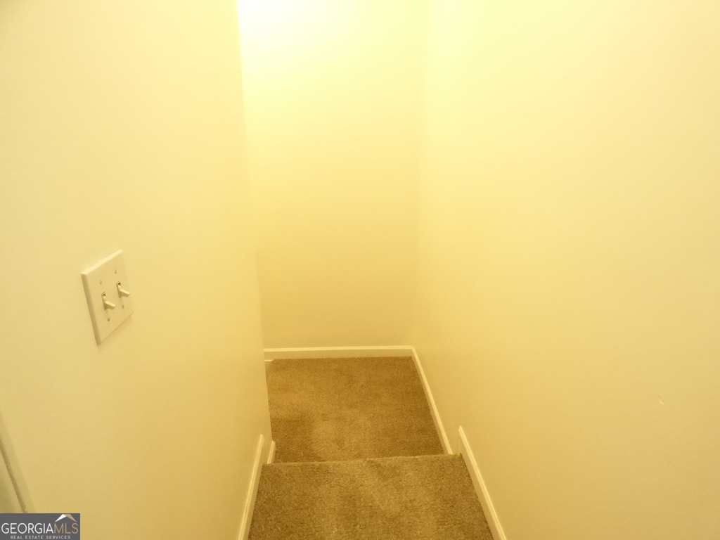 1465 April Lane - Photo 14
