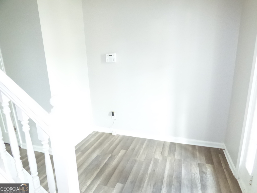 1465 April Lane - Photo 6