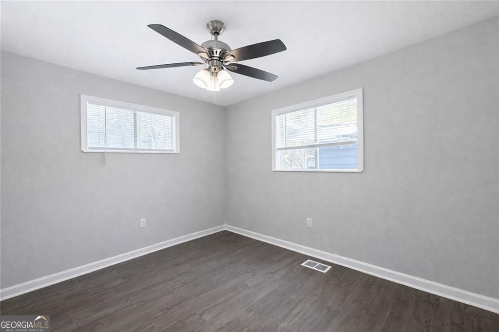2146 Brookview Drive - Photo 12