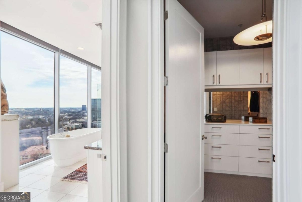 1065 Peachtree Street Ne - Photo 12