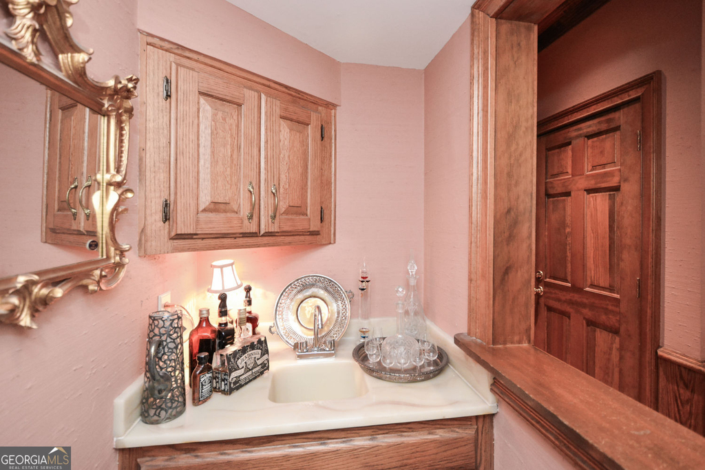 1640 Lazy River Lane - Photo 16