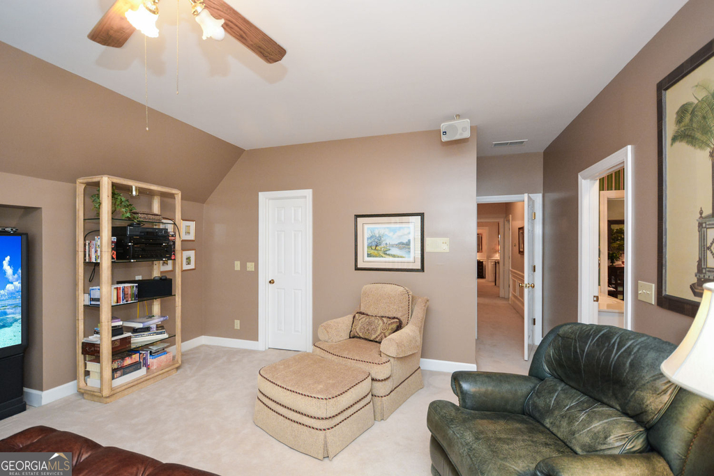 1640 Lazy River Lane - Photo 54