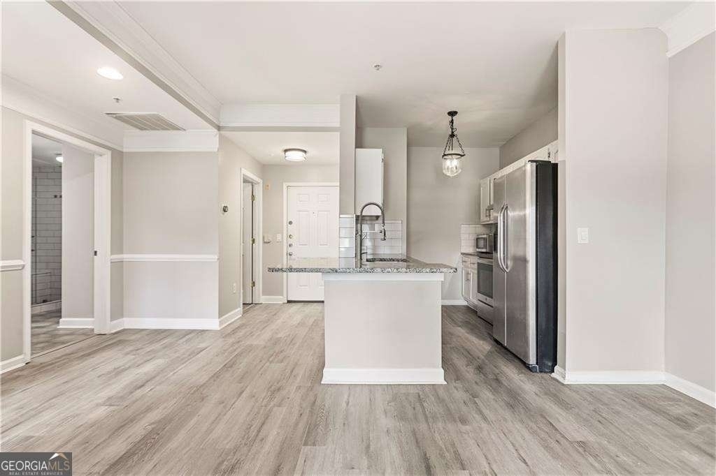 2700 Pine Tree Road Ne - Photo 3