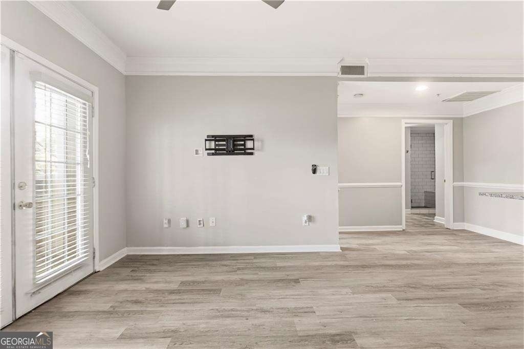 2700 Pine Tree Road Ne - Photo 4