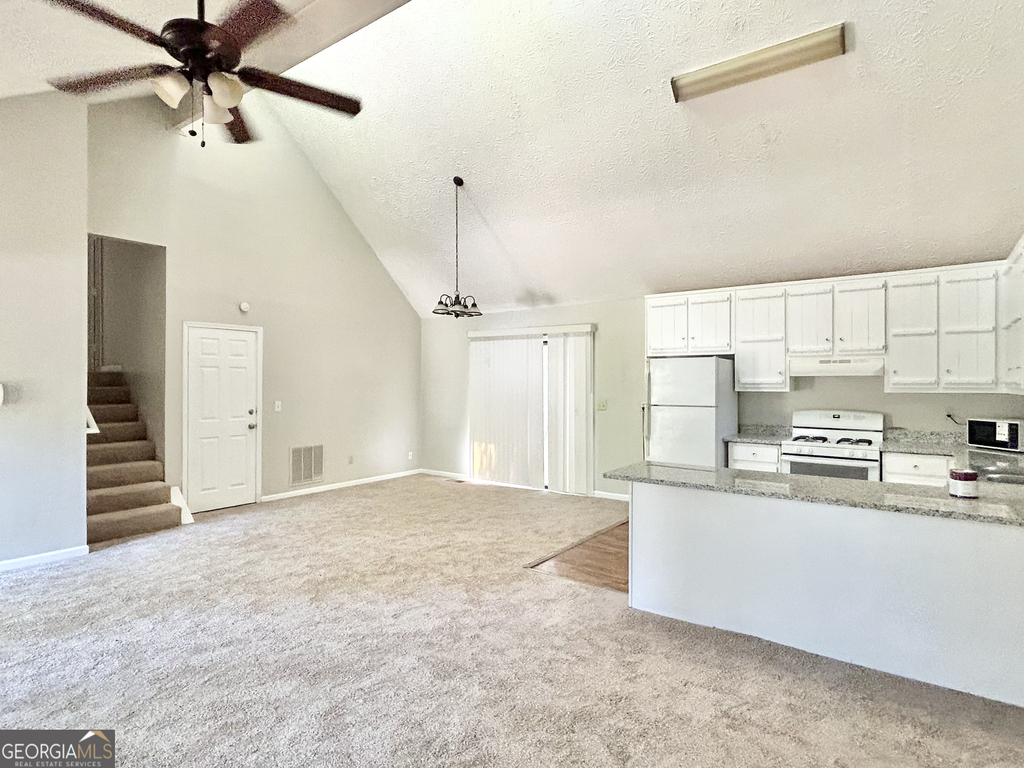 5955 Sutton Place - Photo 3