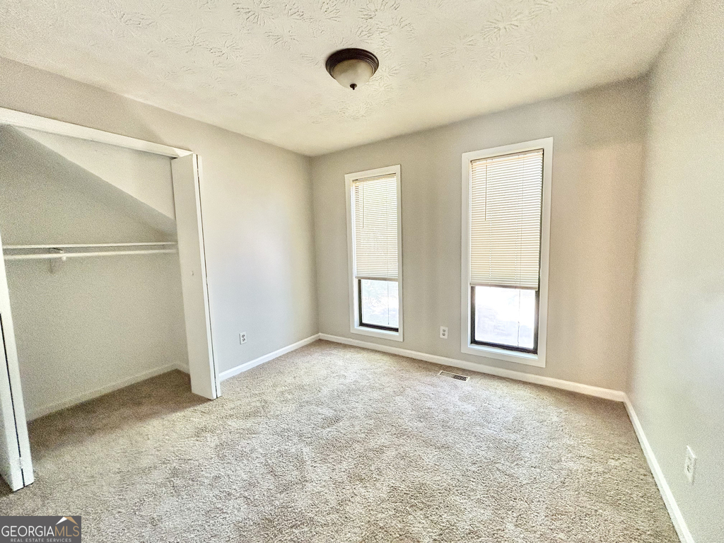 5955 Sutton Place - Photo 11