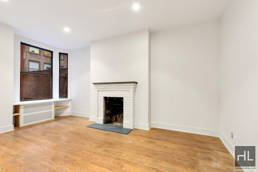 Madison Avenue - Photo 2