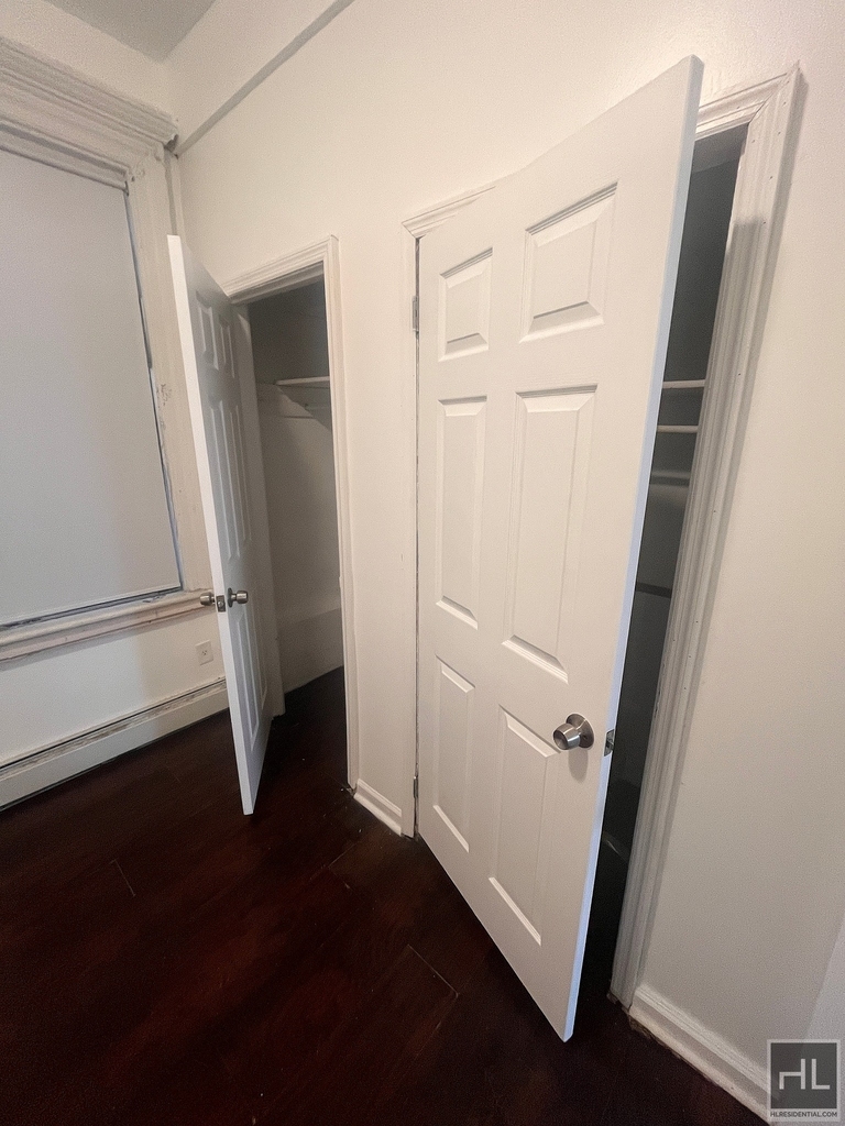 Bryant Avenue - Photo 9