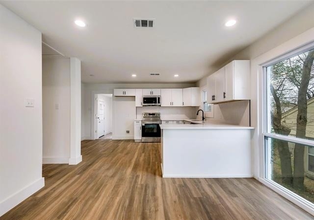 1411 Arborvitae Avenue - Photo 3