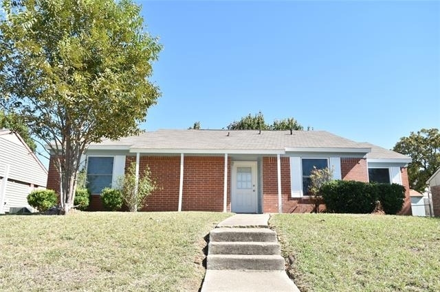 2014 High Bluff Drive - Photo 0