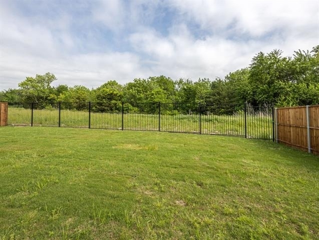 1513 Elizabeth Street - Photo 29