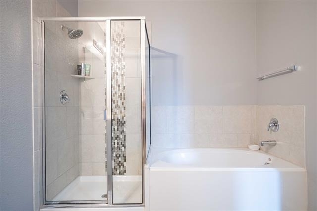 8900 Devonshire Drive - Photo 13