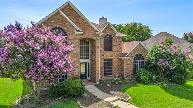 7114 Fieldstone Drive - Photo 1