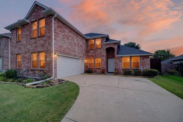 925 Cedar Creek Drive - Photo 1