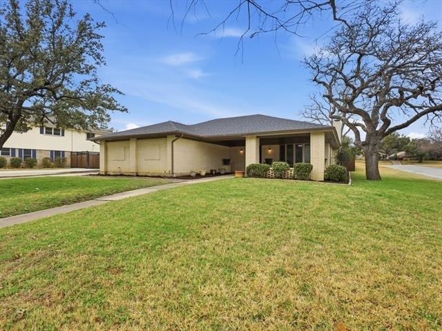 3716 Sweetbriar Lane - Photo 1