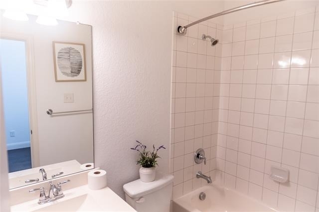 1000 Hoxton Road - Photo 16