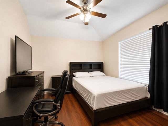 1405 Meadow Drive - Photo 13