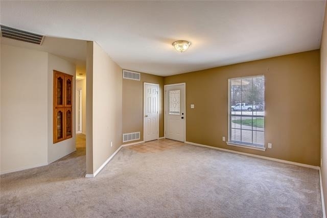 4804 Edgewater Drive - Photo 3
