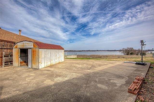 4804 Edgewater Drive - Photo 32
