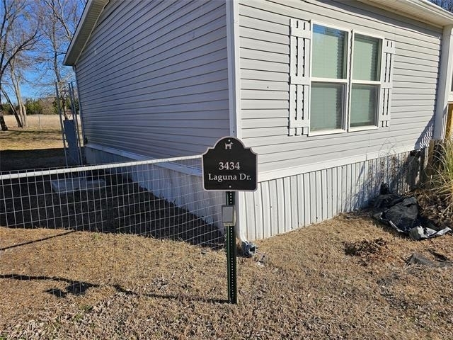 3434 Laguna Drive - Photo 4
