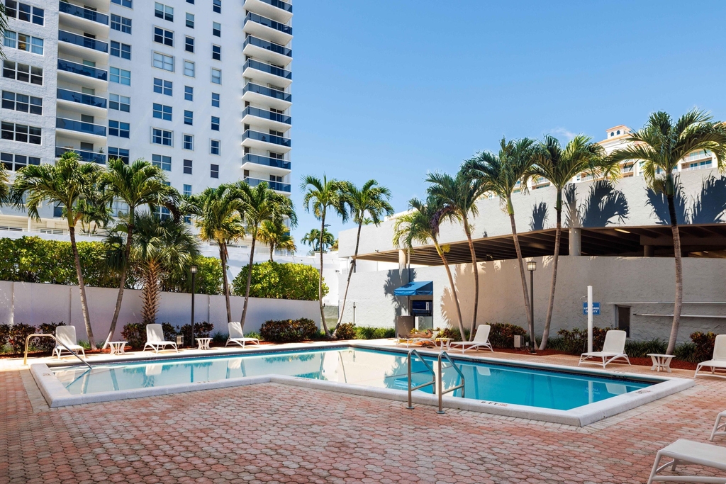 3031 N Ocean Boulevard - Photo 1