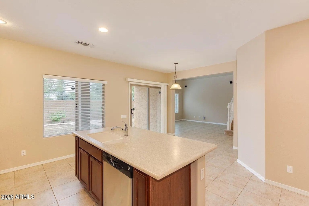 16210 N 22nd Lane - Photo 10